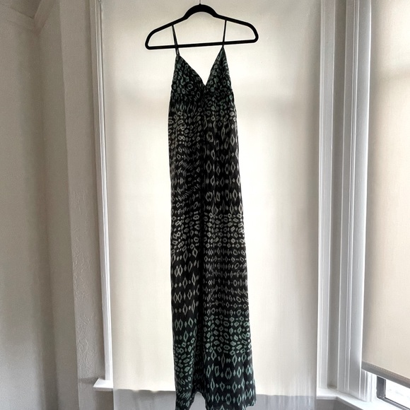 GYPSY 05 Jaclyn Silk Maxi Dress in Marine. Size Medium - Picture 3 of 5